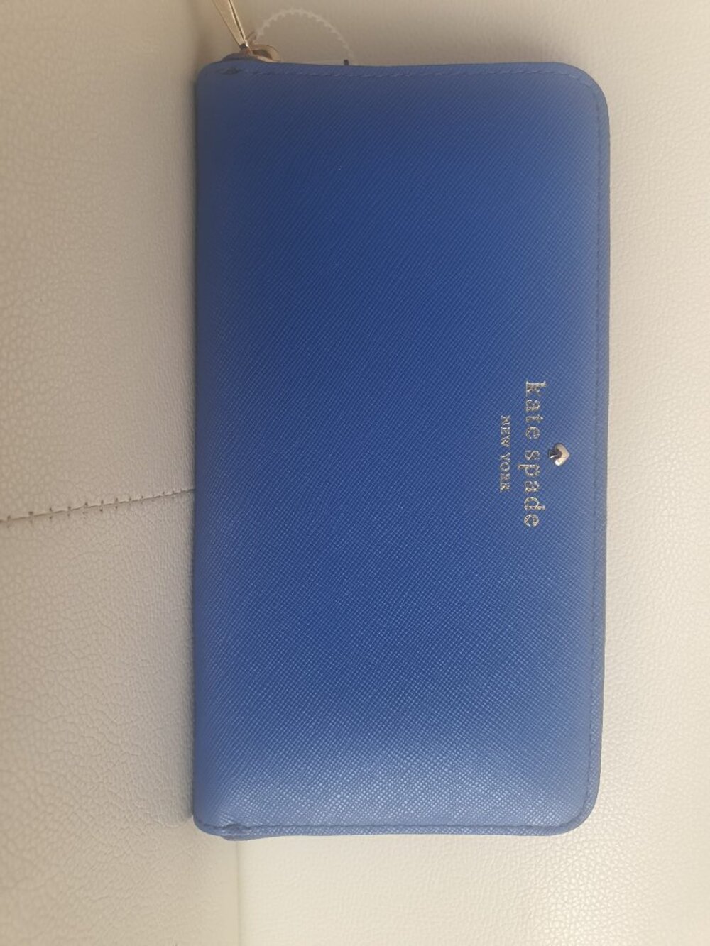 Kate Spade New York Blue Zip Around Wallet –  – New with Booklet